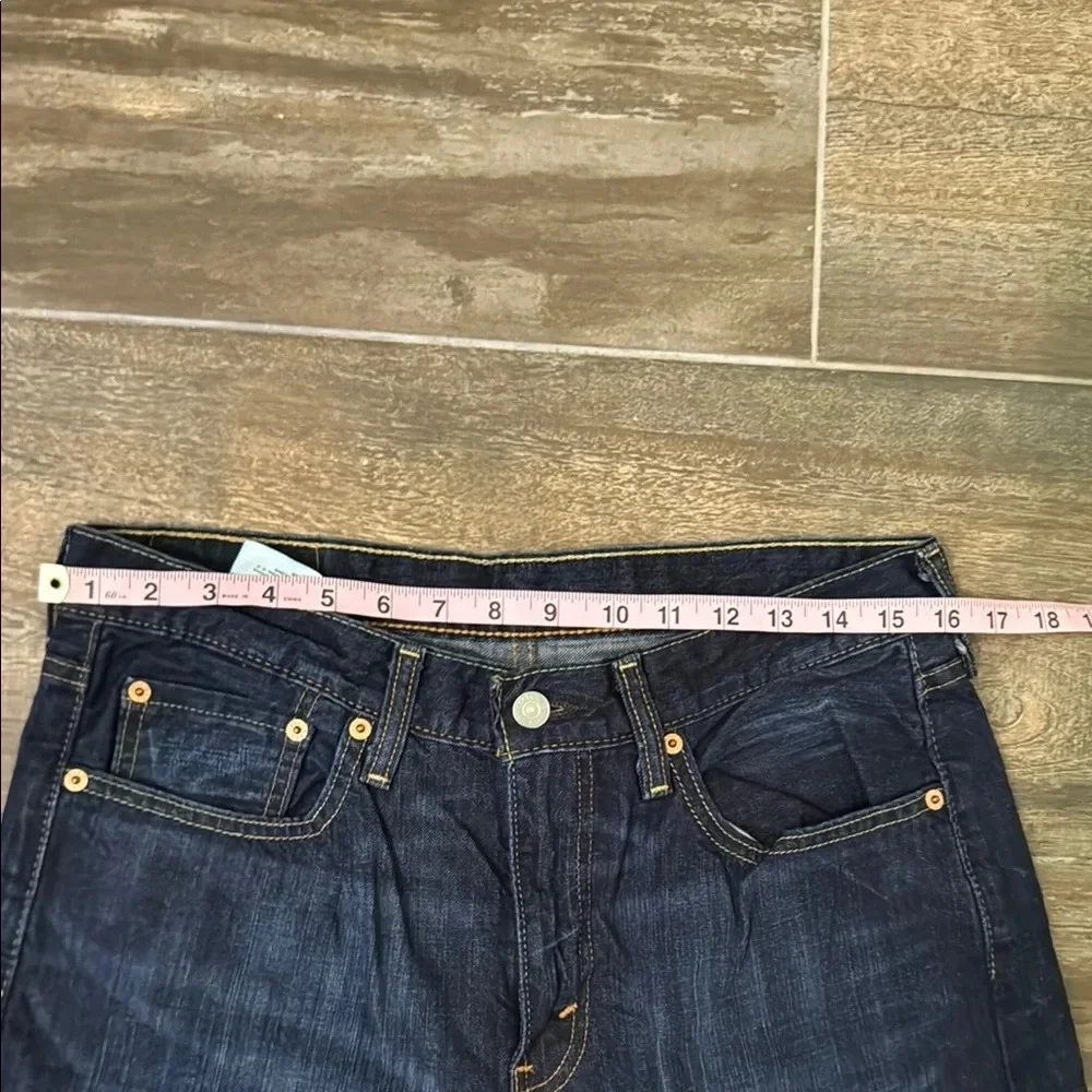 Levi's Blue Straight Jeans with Classic Indigo Wash